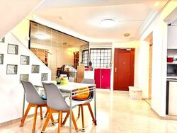 Blk 714 Jurong West Street 71 (Jurong West), HDB Executive #541998351